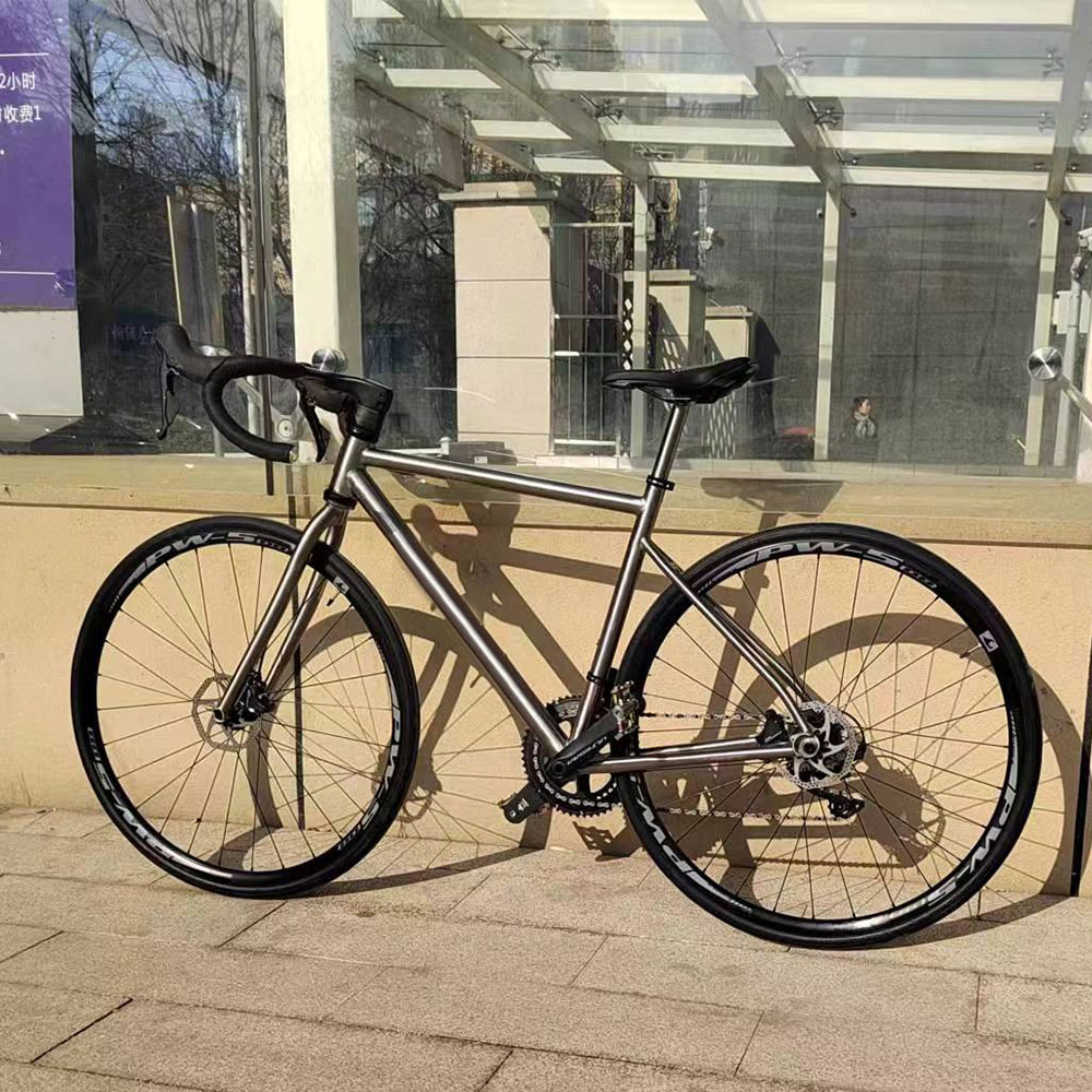 700C Titanium Alloy Lightweigh - Mountain Biking Experience recension och pris