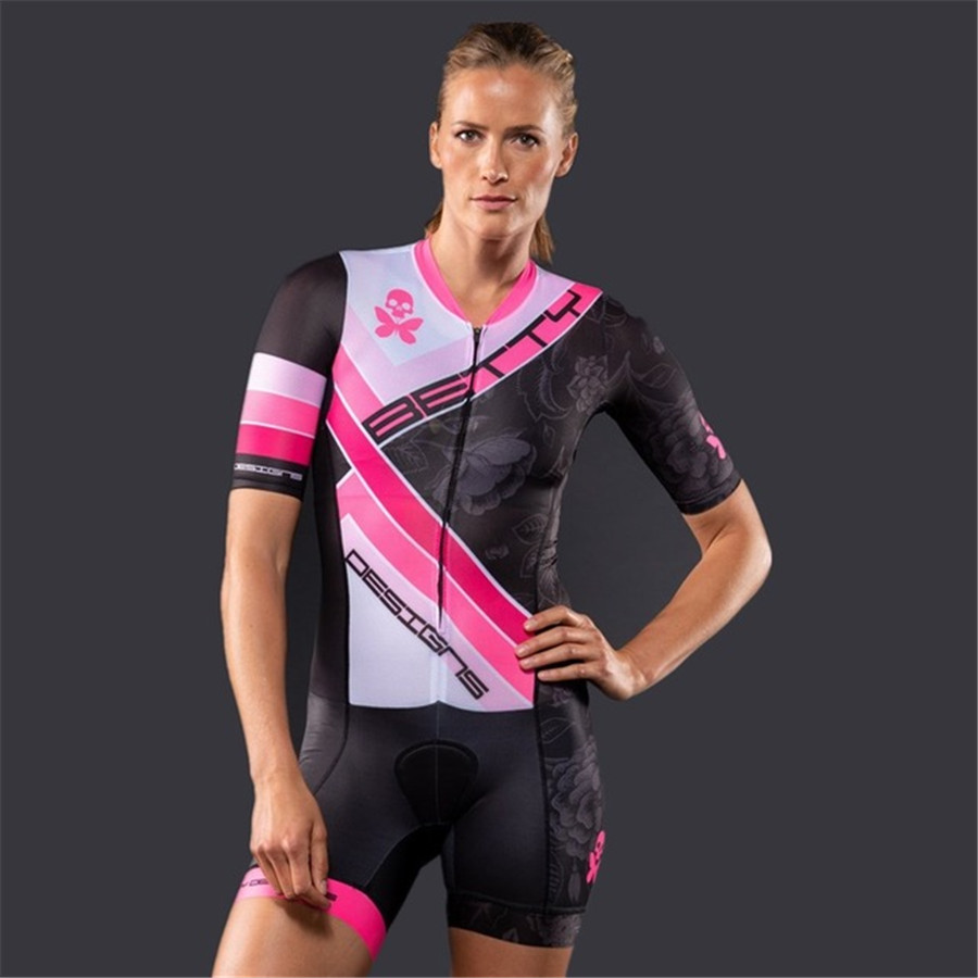 Betty Designs Women's Cycling  - Mountain Biking Wallpaper recension och pris